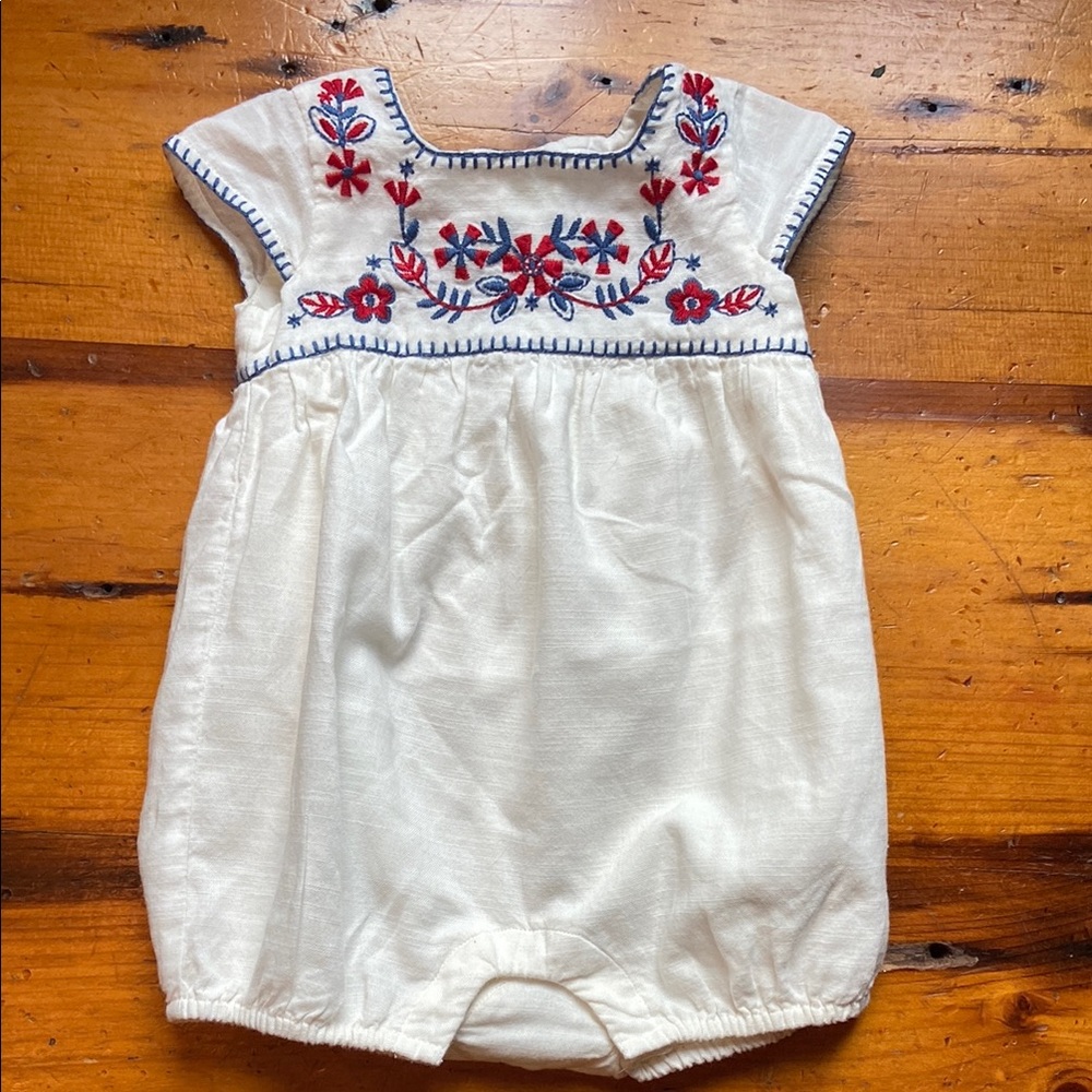 BABY GAP GIRLS Embroidered Baby Romper